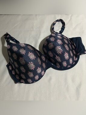 Comfortchoice Floral Navy T-Shirt Bra with Light Lift